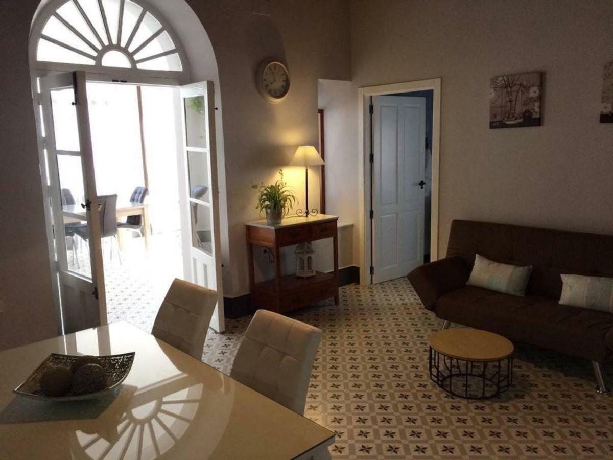 La Casa De Monica *